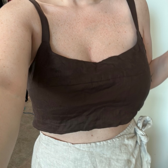 DISSH Eleanor Linen Crop Top - Picture 4 of 4